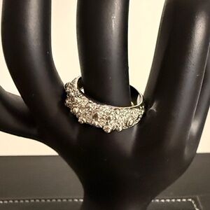 Elegant Silver Women's Ring